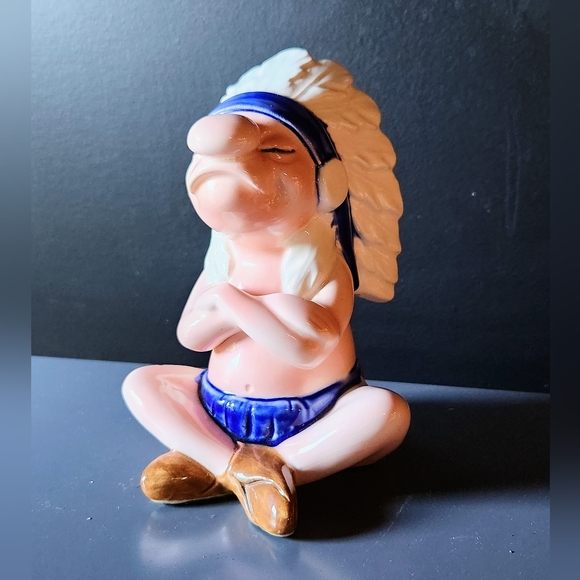 VTG sitting Native Indian by Quon Quon. Collectible ceramic figurine - Picture 2 of 8